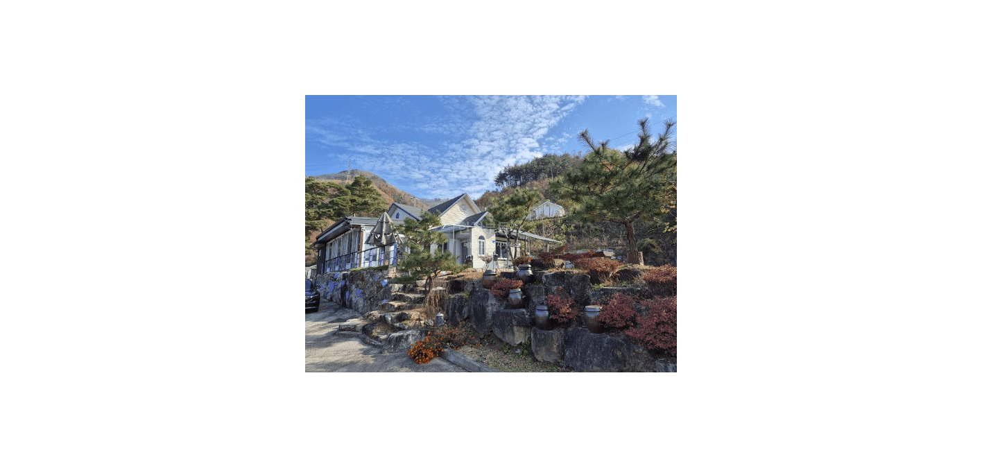 Detached House in Jecheon